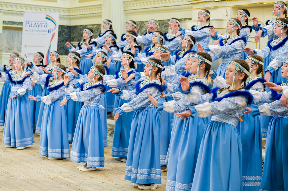 Хоровая программа с солистом